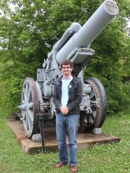 Say hello to my little friend! Me and the 1916 Pattern 21cm siege howitzer in the Citadel, Quebec City.