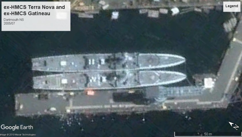 HMCS Terra Nova and Gatineau Dartmouth 2005.jpg