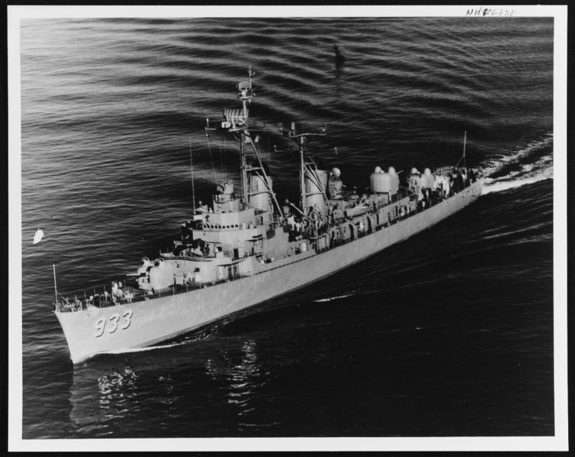 USS Barry DD933 NH 106828