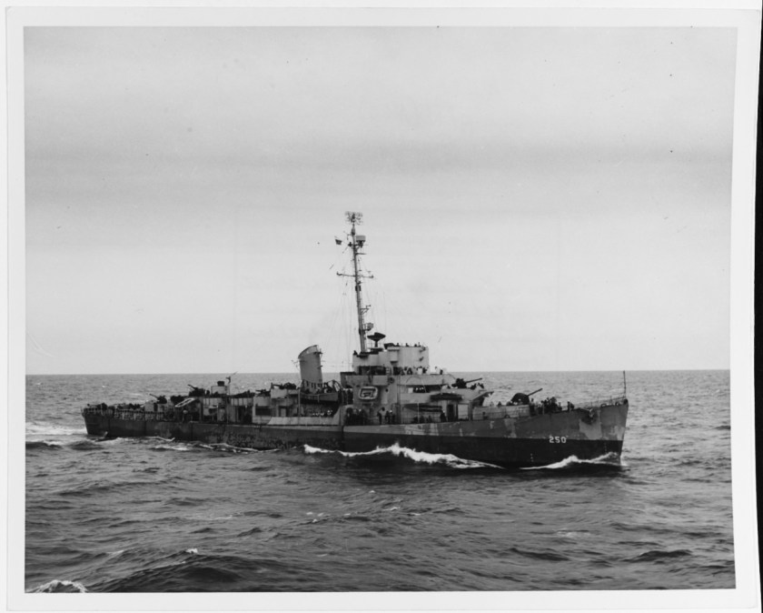 USS Hurst DE-250 NH 43558