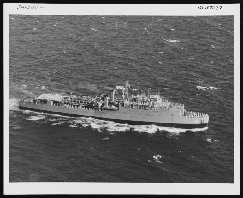 USS Shadwell LSD-15 1968 NH 107627