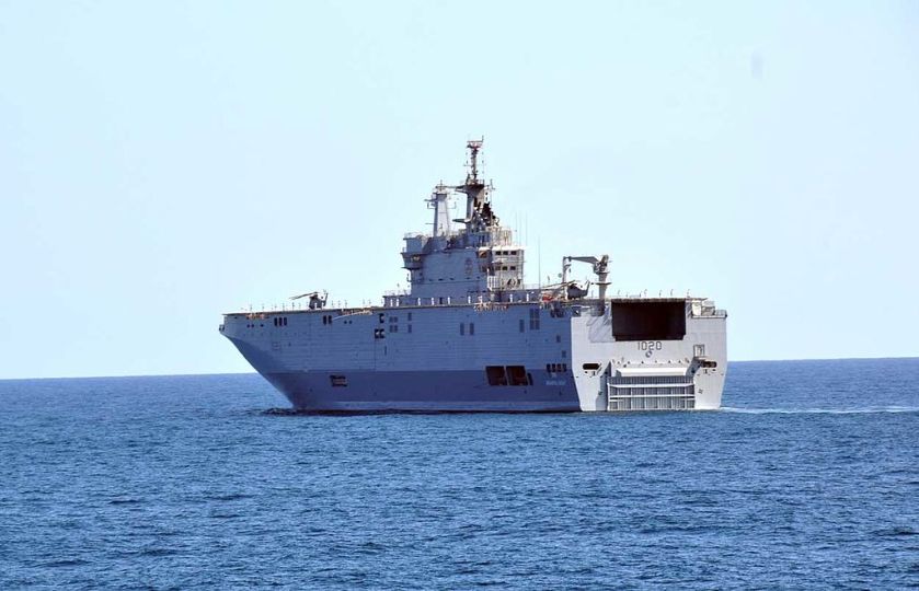 ENS_Anwar_El_Sadat_(L1020)_Helicopter_Carrier