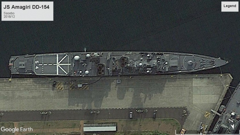 JS Amagiri DD-154 Sasebo 2016.jpg