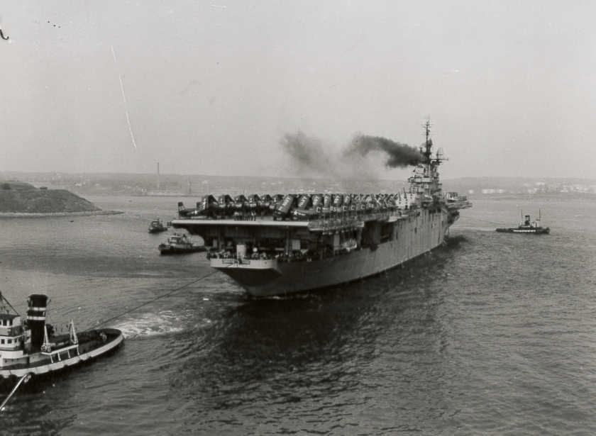 USS Leyte HFX 1952 HS-20874