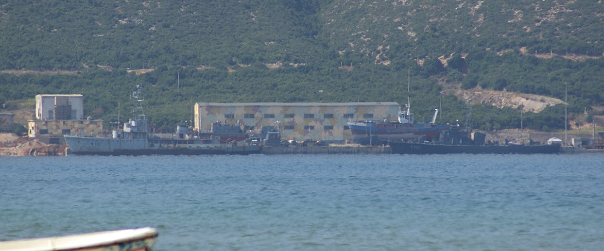 Ships_at_Pashaliman[Detail of]