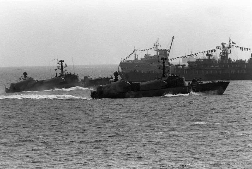 Soimul&Vulturul Epitrop boats-1992