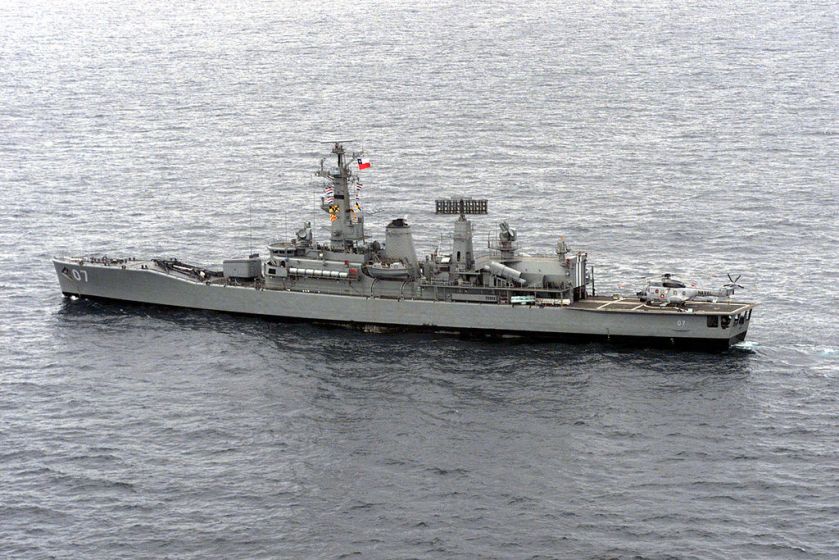 Chilean_frigate_Almirante_Lynch
