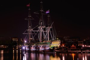 VOC_Ship_Amsterdam_(15331972469)