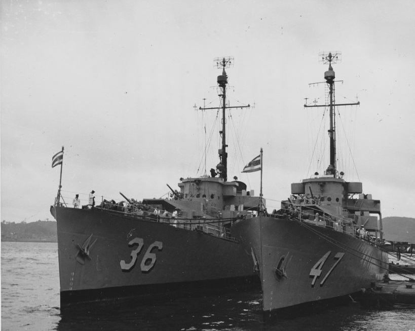 USS Glendale and Gallup to Thai Navy NH 97102