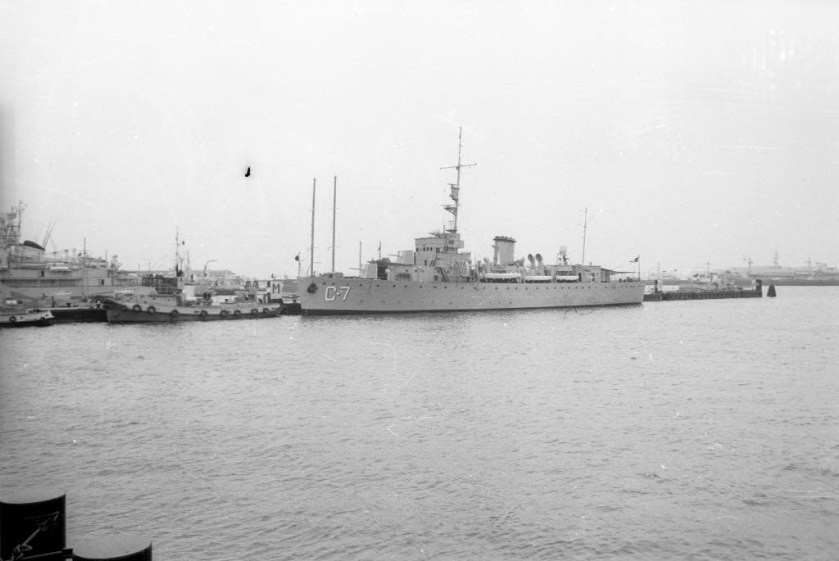 Kanonenboot_GUANAJUATO_(C-7,_mexikan.)_(Kiel_43.527)