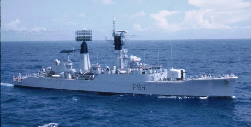 HMS_Lincoln._1972