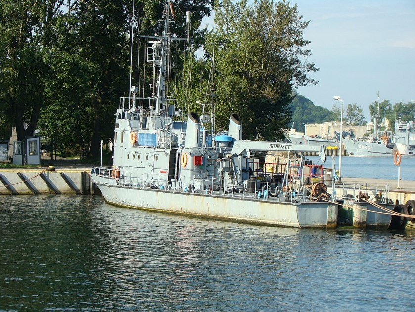 K-8_Kormoran_p170809stern