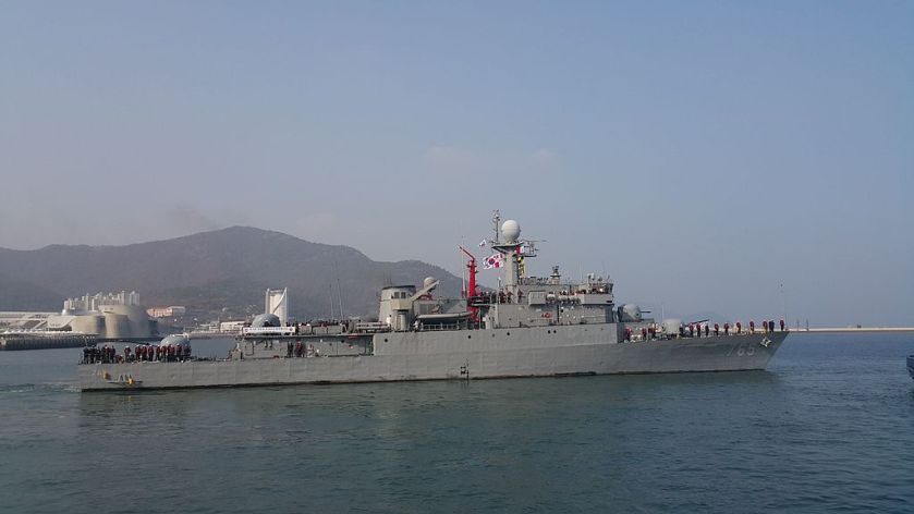 2015.11.10._제70주년_해군창설_기념_함정체험_-_22294360283