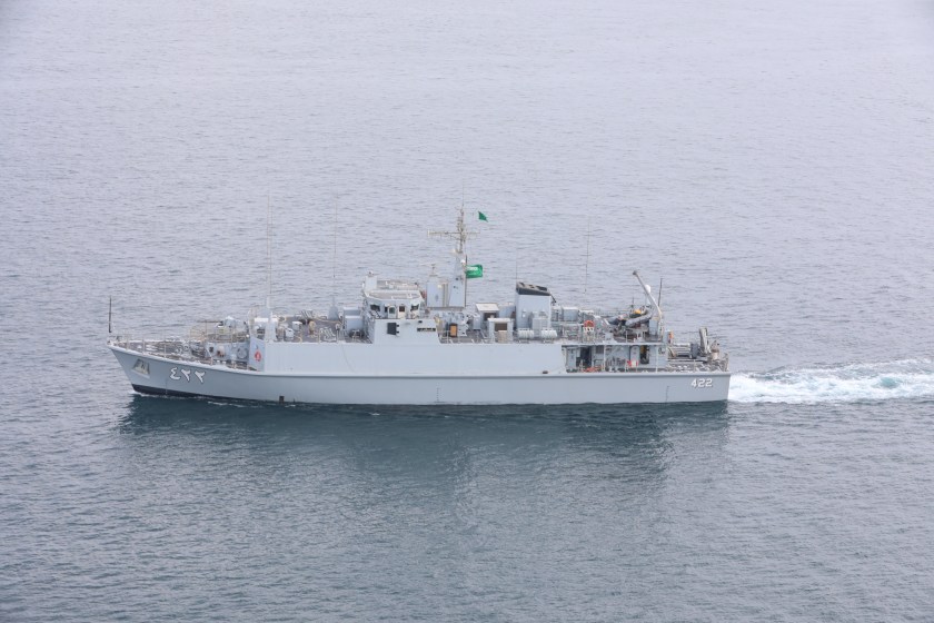 Saudi, UK, U.S. Naval Forces Conduct Mine Countermeasures Training