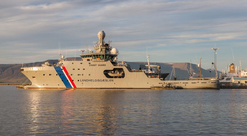Guardia_de_la_Costa_Islandesa,_Puerto_de_Reikiavik,_Distrito_de_la_Capital,_Islandia,_2014-08-13,_DD_095