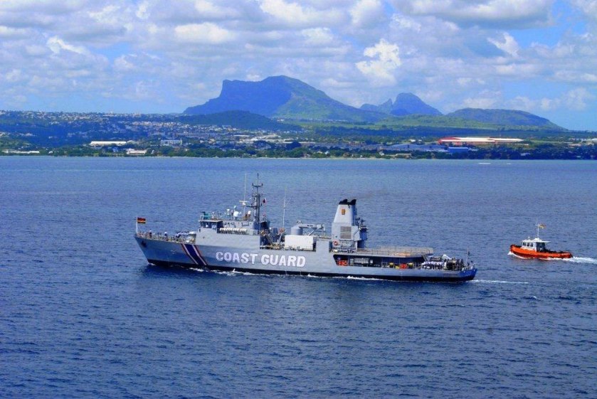 MCGS_Barracuda_at_sea