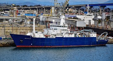 RV_Melville_(25635910745)