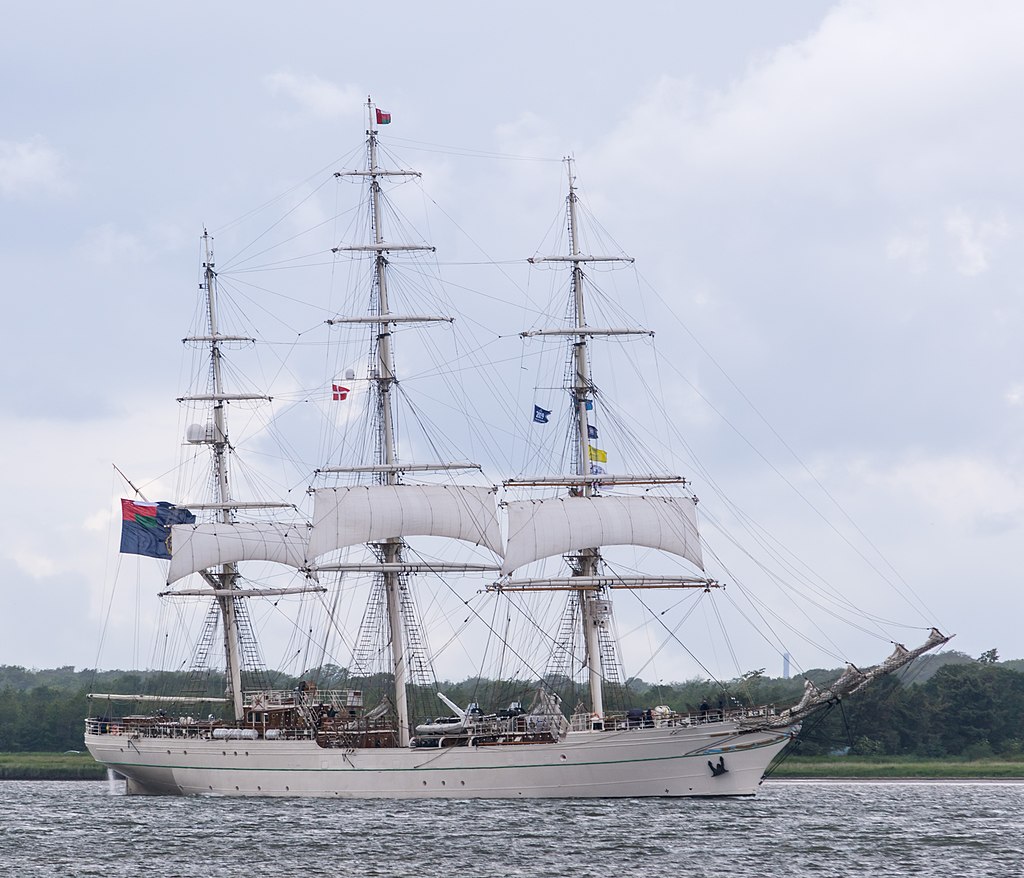 Shabab Oman II Langerak_(Aalborg_Kommune).TSR_2019.Shabab_Oman_2.2.ajb