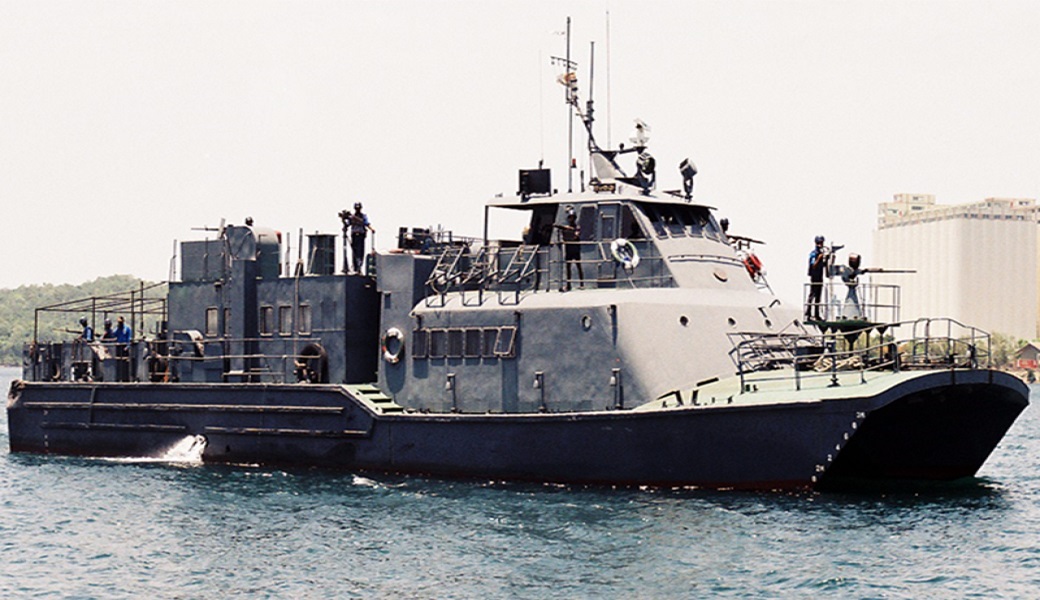 SLNS hansaya A-541 Sri Lankan Navy
