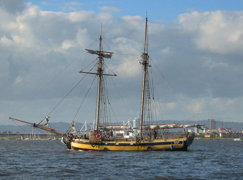 HMS Pickle_(2092569363)_(3)