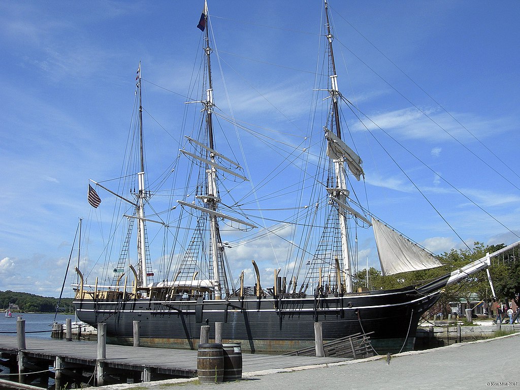 The_whaler_Charles_W._Morgan_at_Mystic_Seaport,_Connecticut,_August_2007