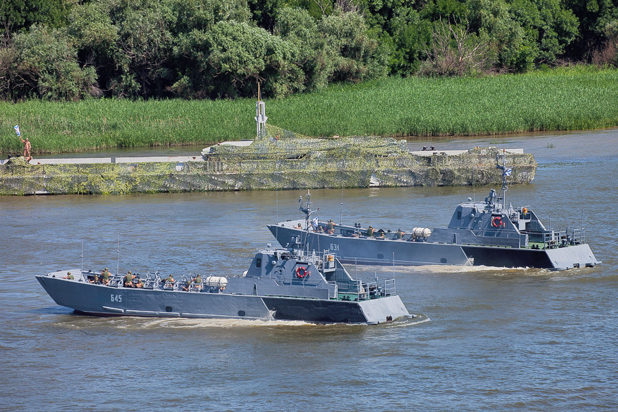 Serna class Astrakhan «Д-172»_и_«Д-131»